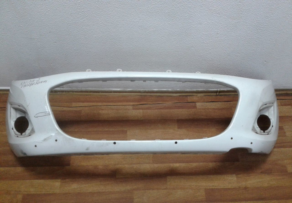 Бампер передний Lada Kalina 2 (трещина) oem 2192280301501 (скл-3)