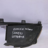 Дефлектор радиатора Renault Sandero oem 601981814R (слом часть) (скл-3)