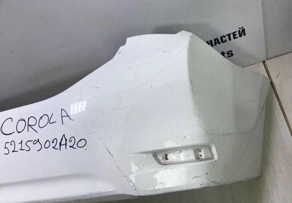 Бампер задний Toyota Corolla E180 oem 5215902A20 (скл-3) Бампер задний Toyota Corolla E180 oem 5215902A20 (скл-3)