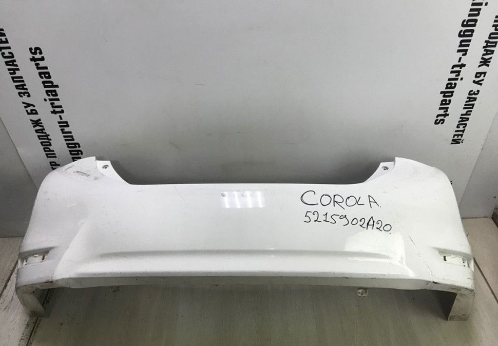 Бампер задний Toyota Corolla E180 oem 5215902A20 (скл-3) Бампер задний Toyota Corolla E180 oem 5215902A20 (скл-3)