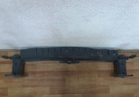 Усилитель переднего бампера Volkswagen Passat B6