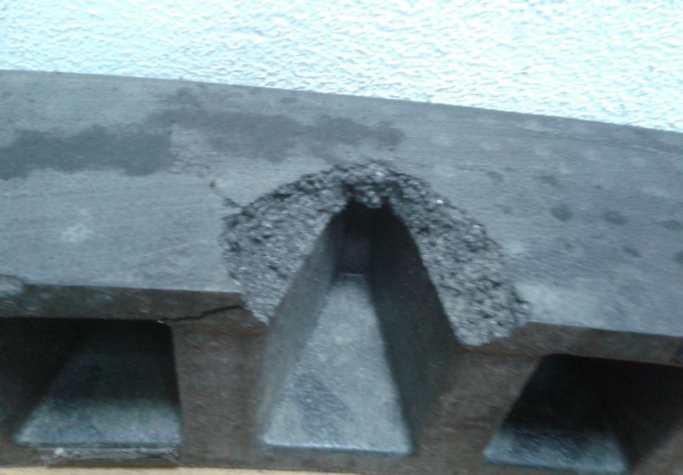 Абсорбер заднего бампера Volkswagen Polo седан oem 6ru807251a (слом. часть)