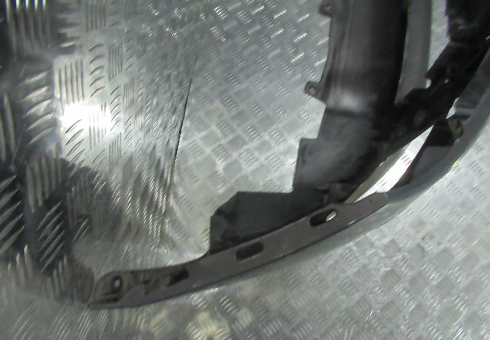 Бампер передний Lada Vesta oem 8450006666 Бампер передний Lada Vesta oem 8450006666
