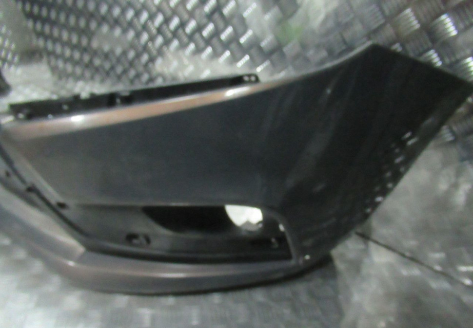 Бампер передний Lada Vesta oem 8450006666 Бампер передний Lada Vesta oem 8450006666