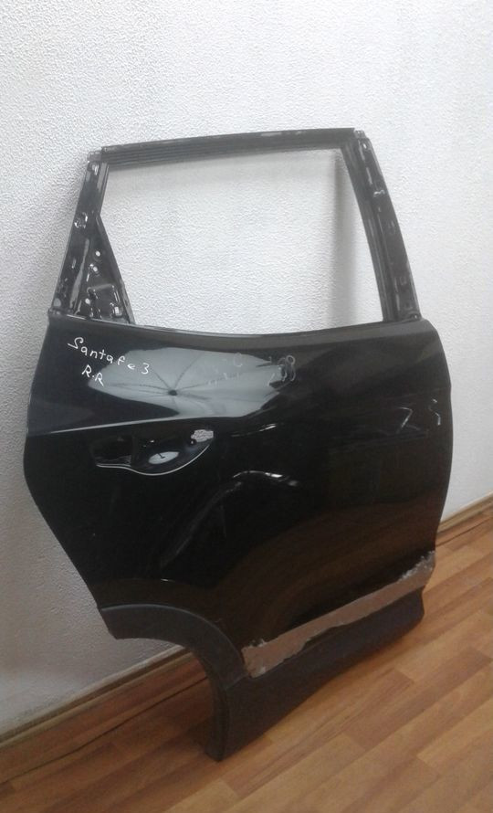 Дверь задняя правая Hyundai Santa Fe 3 oem 770042w000 (после ремонта) Дверь задняя правая Hyundai Santa Fe 3 oem 770042w000 (после ремонта)