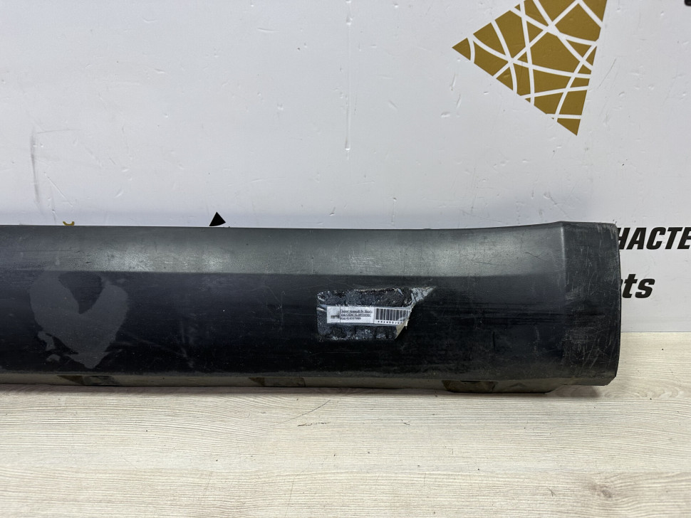 Порог правый бу Skoda Yeti OEM 5L0853856C Порог правый бу Skoda Yeti OEM 5L0853856C