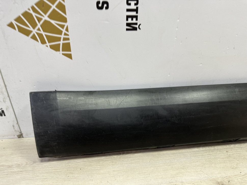 Порог правый бу Skoda Yeti OEM 5L0853856C Порог правый бу Skoda Yeti OEM 5L0853856C