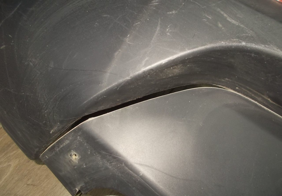 Бампер задний бу Renault Sandero Stepway 1 OEM 8200735456 Бампер задний бу Renault Sandero Stepway 1 OEM 8200735456