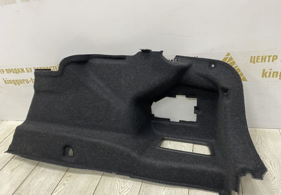 Обивка багажника правая BMW 5 G30 OEM 7373570 Обивка багажника правая BMW 5 G30 OEM 7373570