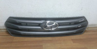 Решетка радиатора Hyundai Creta oem 86351m0000 (трещина)