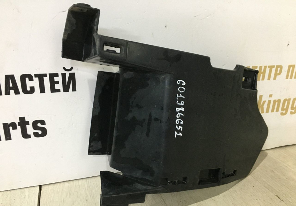 Дефлектор бампера левый Renault Logan 2 OEM 601986652R