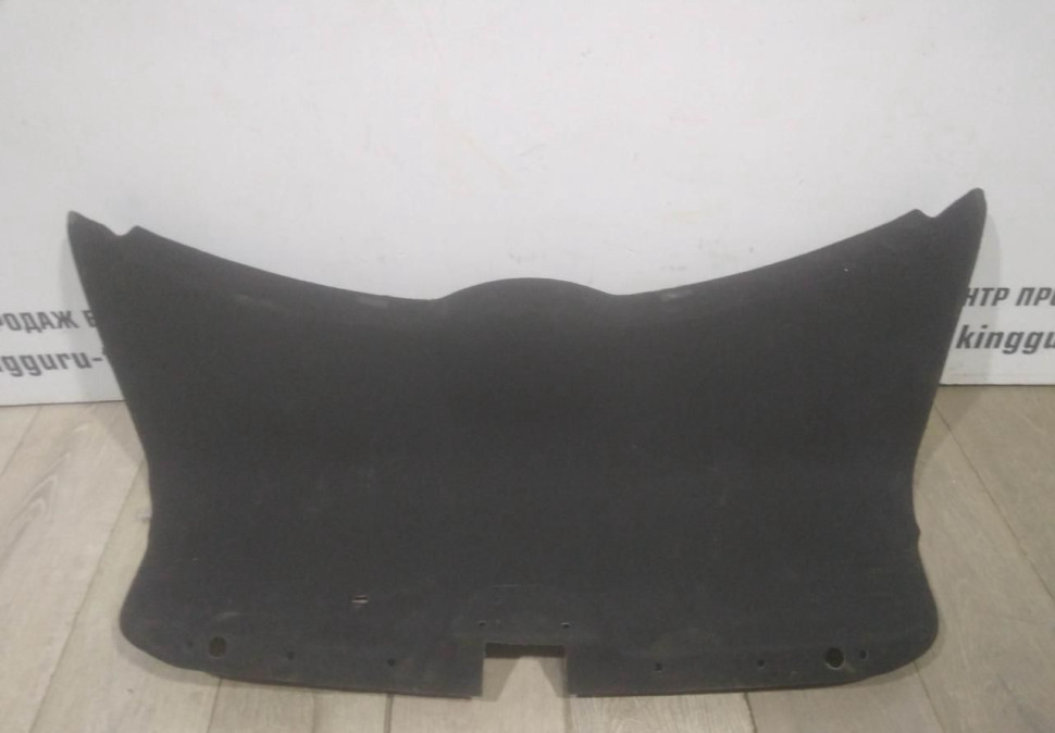 Обивка крышки багажника бу Skoda Octavia A7 OEM 5E5867975F