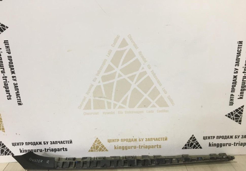 Порог правый Renault Duster OEM 764260812R