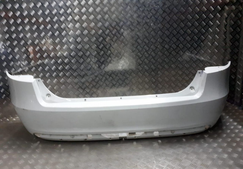 Бампер задний Lada Vesta oem 8450006699 (скл-3)