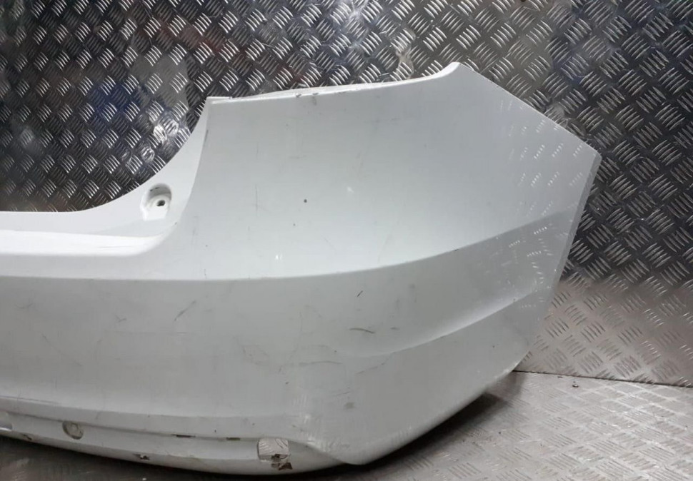 Бампер задний Lada Vesta oem 8450006699 (скл-3) Бампер задний Lada Vesta oem 8450006699 (скл-3)