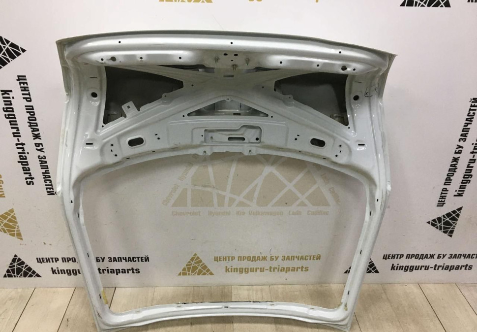 Крышка багажника Skoda Octavia A7 OEM 5E5827023B