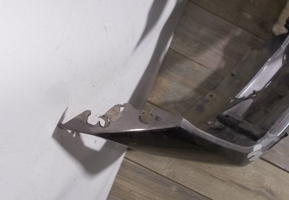 Бампер передний бу BMW 3 F30 OEM 51117279693 Бампер передний бу BMW 3 F30 OEM 51117279693