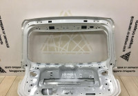 Крышка багажника Volkswagen Tiguan 2 2016 oem 5NA827025