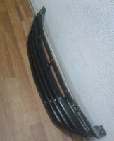 Решетка переднего бампера Hyundai ix35 (после ремонта) oem 865502y000