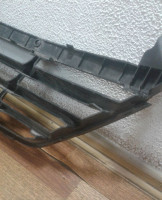 Решетка переднего бампера Hyundai ix35 (после ремонта) oem 865502y000