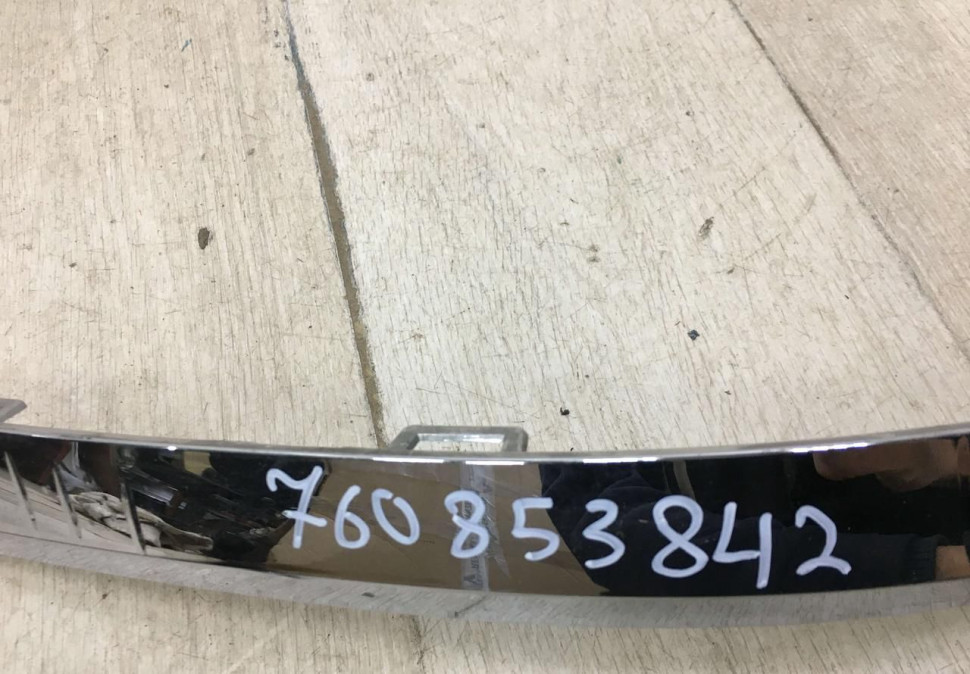 Молдинг заднего бампера правый Volkswagen Touareg 3 2018 oem 760853842