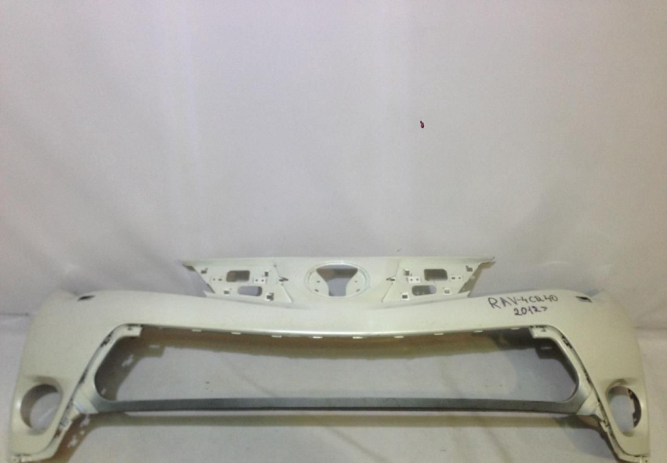 Бампер передний Toyota RAV4 ca40 дорест oem 5211942A00(скл-3)