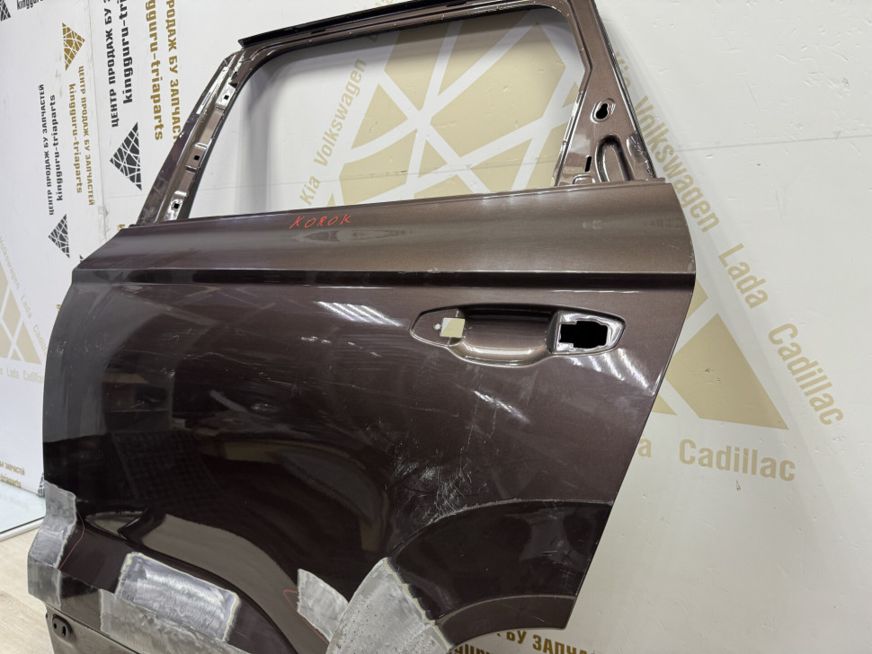 Дверь задняя левая Skoda Karoq OEM 57A833051 Дверь задняя левая Skoda Karoq OEM 57A833051