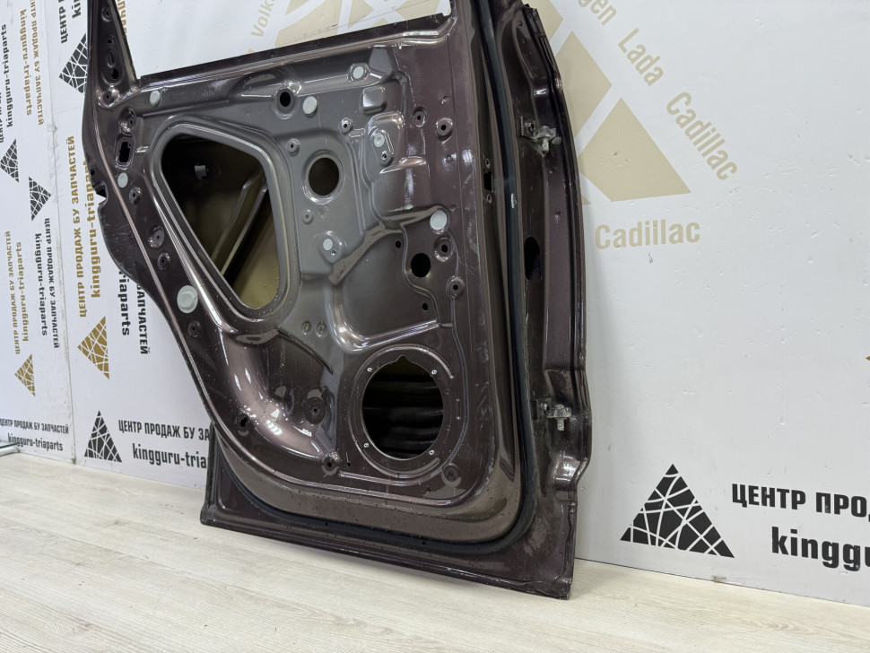 Дверь задняя левая Skoda Karoq OEM 57A833051 Дверь задняя левая Skoda Karoq OEM 57A833051