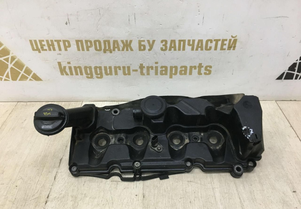 Клапанная крышка Volkswagen Golf 7 2.0 дизель oem 04L103469