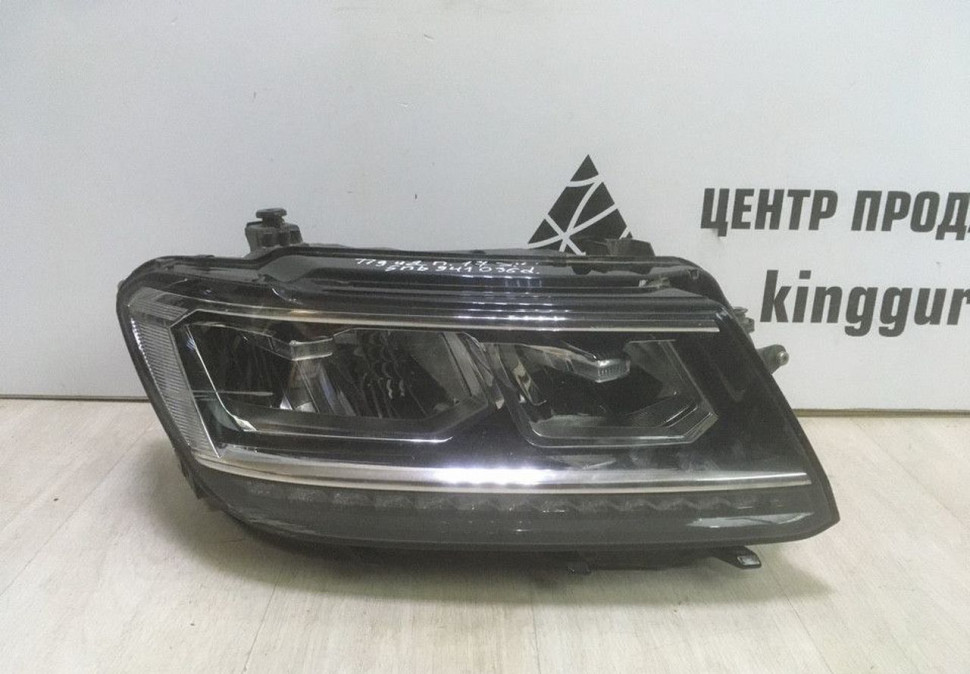 Фара правая LED Volkswagen Tiguan 2 oem 5NB941036D