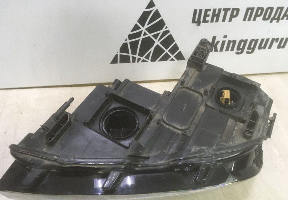 Фара правая LED Volkswagen Tiguan 2 oem 5NB941036D Фара правая LED Volkswagen Tiguan 2 oem 5NB941036D