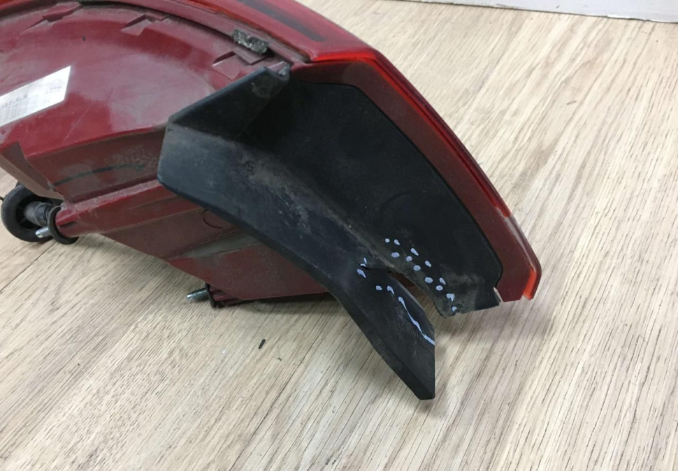 Фонарь правый внешний Hyundai Solaris 2 2017 oem 92402H5000 Фонарь правый внешний Hyundai Solaris 2 2017 oem 92402H5000