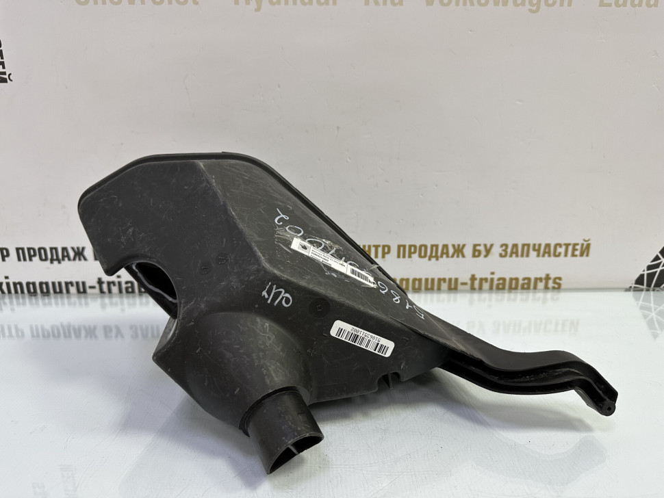 Резонатор воздушного фильтра BMW X3 G01 OEM 51863511002 Резонатор воздушного фильтра BMW X3 G01 OEM 51863511002