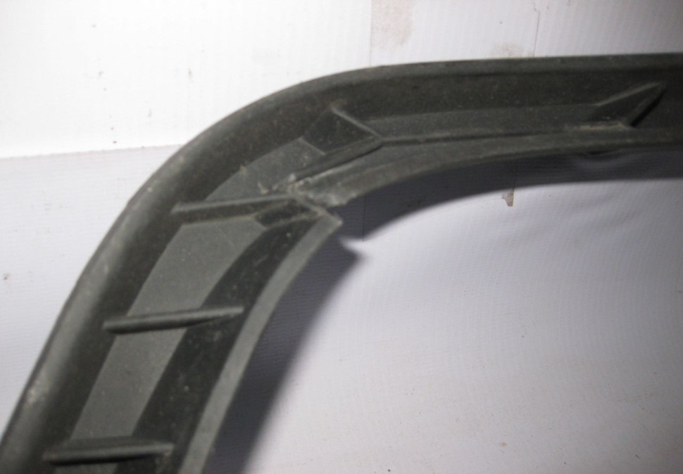 Решетка рамка птф левая Skoda Octavia A7 oem 5e0807681 (трещ.) (скл-3) Решетка рамка птф левая Skoda Octavia A7 oem 5e0807681 (трещ.) (скл-3)