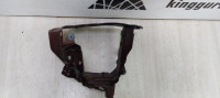 Кронштейн крыла левый Volkswagen Touareg 3 oem 760821107