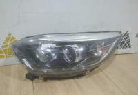 Фара левая бу Renault Kaptur OEM 260602042R