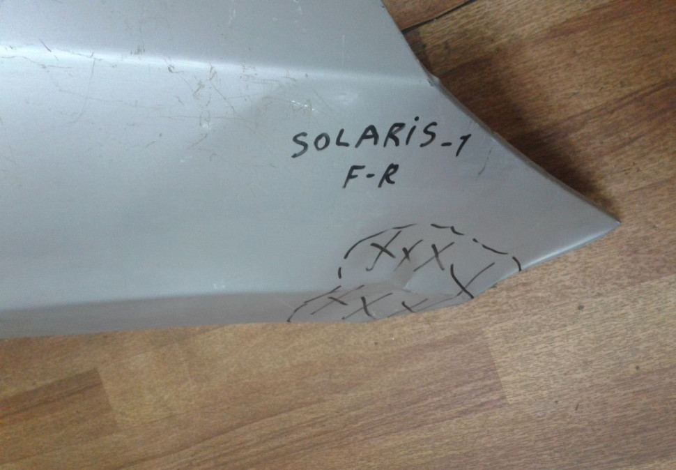 Крыло переднее правое Hyundai Solaris 1 oem 663211R300 (вмятина) (скл-3)