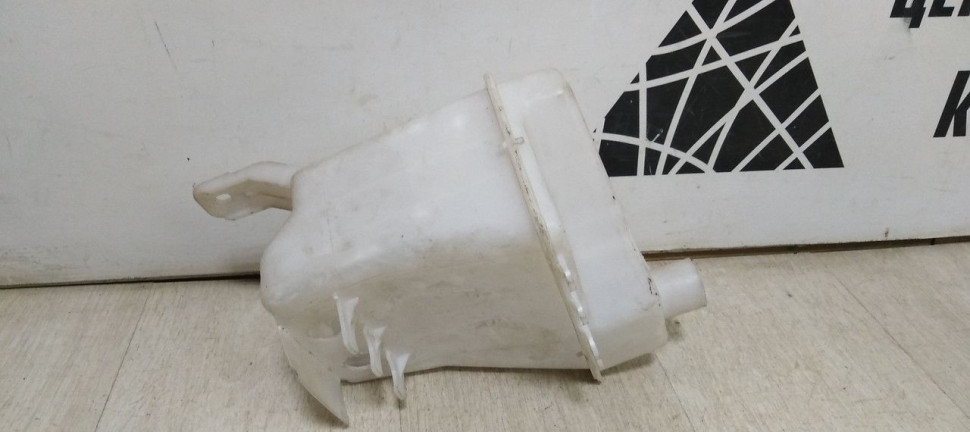 Бачок омывателя Chevrolet Aveo T200 oem 96543077 (скл-3)