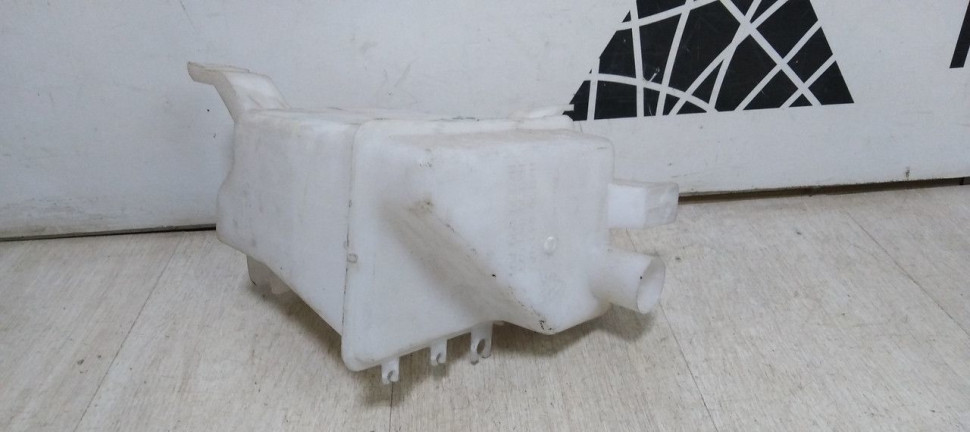 Бачок омывателя Chevrolet Aveo T200 oem 96543077 (скл-3) Бачок омывателя Chevrolet Aveo T200 oem 96543077 (скл-3)