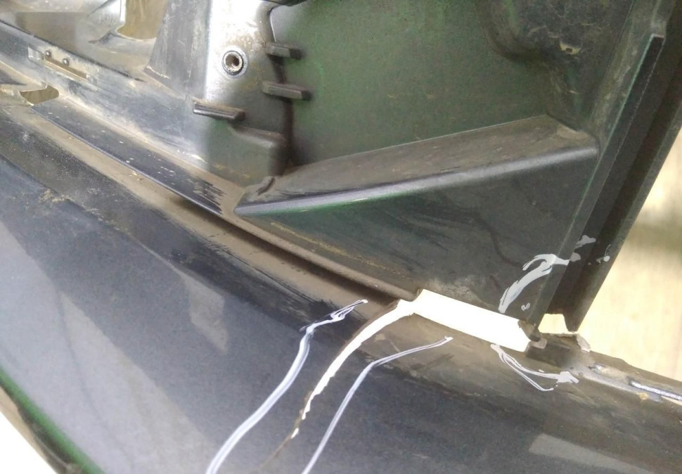 Бампер передний бу Skoda Octavia A7 OEM 5E0807221