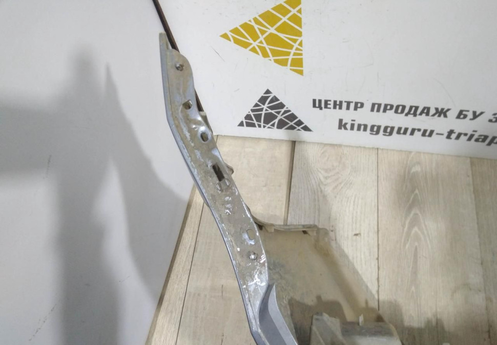 Бампер передний бу Skoda Octavia A7 OEM 5E0807221