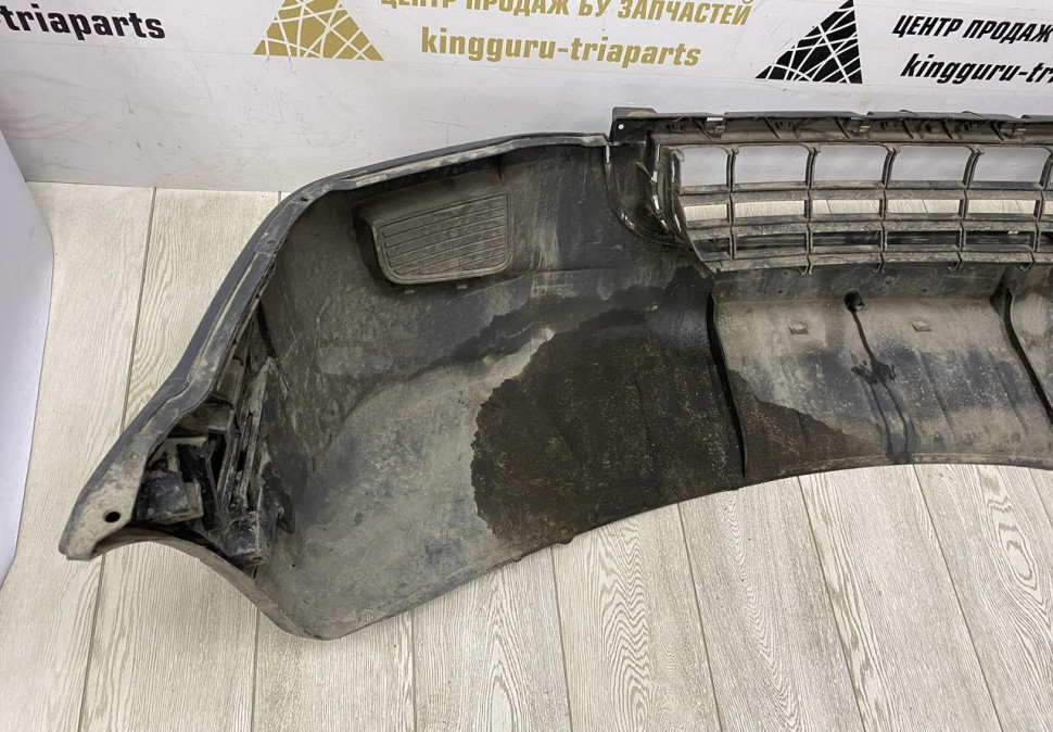 Бампер передний Volkswagen Crafter 07-17 oem 2E0807103A Бампер передний Volkswagen Crafter 07-17 oem 2E0807103A