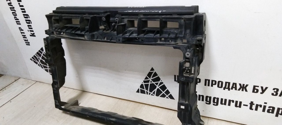 Панель передняя Volkswagen Tiguan 2 oem 5nr805588e