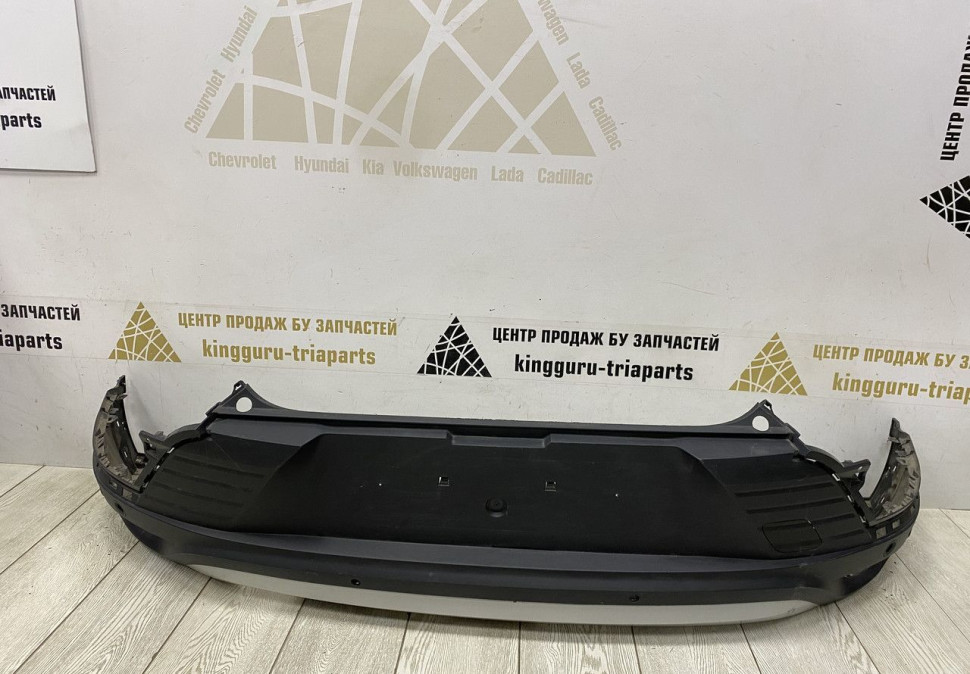Бампер задний Renault Arkana  2019>OEM 850182233R