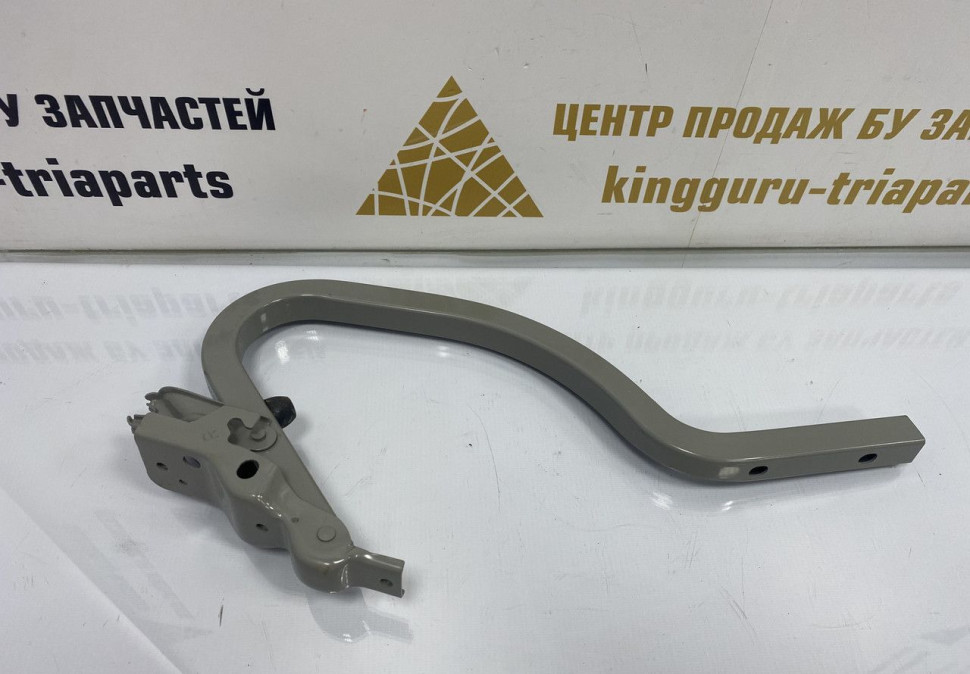 Петля крышки багажника правая Hyundai Solaris 1 2010 OEM 792204L000