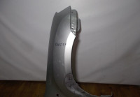 Крыло переднее правое бу Renault Duster OEM 631007297R