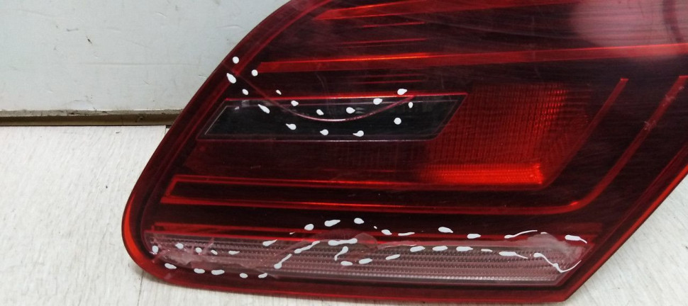 Фонарь правый внутренний LED Volkswagen Passat CC рест (12-18) oem 3C8945308P Фонарь правый внутренний LED Volkswagen Passat CC рест (12-18) oem 3C8945308P