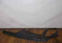 Накладка замка капота левая бу BMW 5 F10 OEM 51767019803