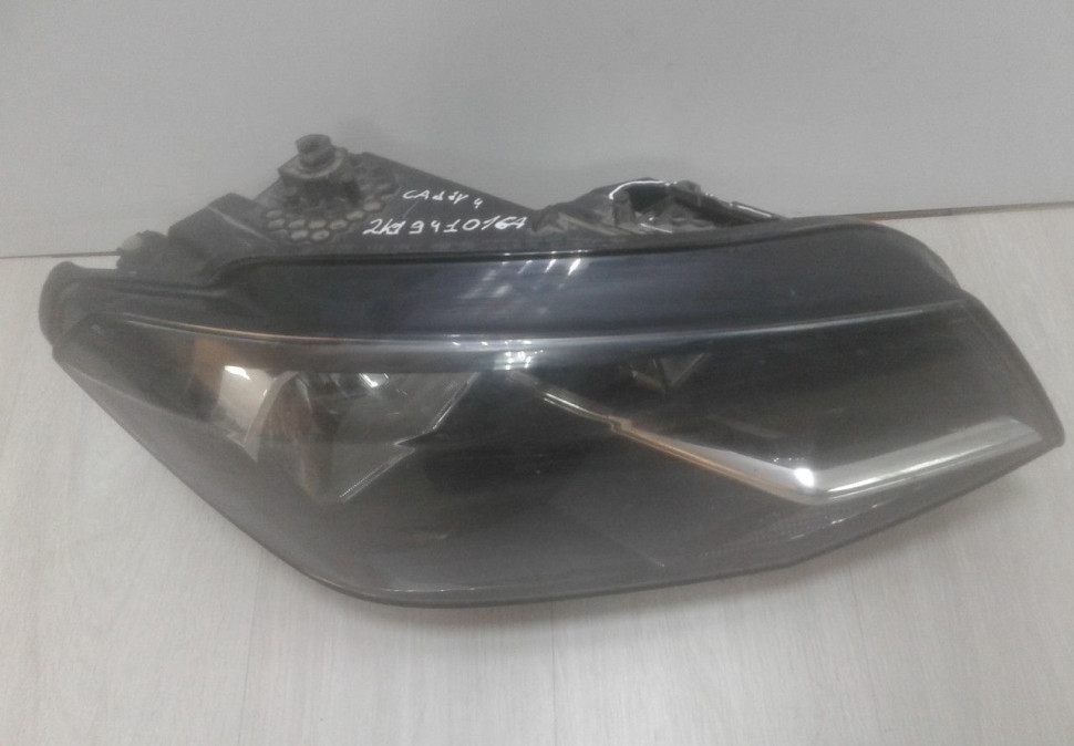 Фара правая Volkswagen Caddy 4 (15>) oem 2K1941016A (слом.часть в корп.) (слом.1креп.) Фара правая Volkswagen Caddy 4 (15>) oem 2K1941016A (слом.часть в корп.) (слом.1креп.)