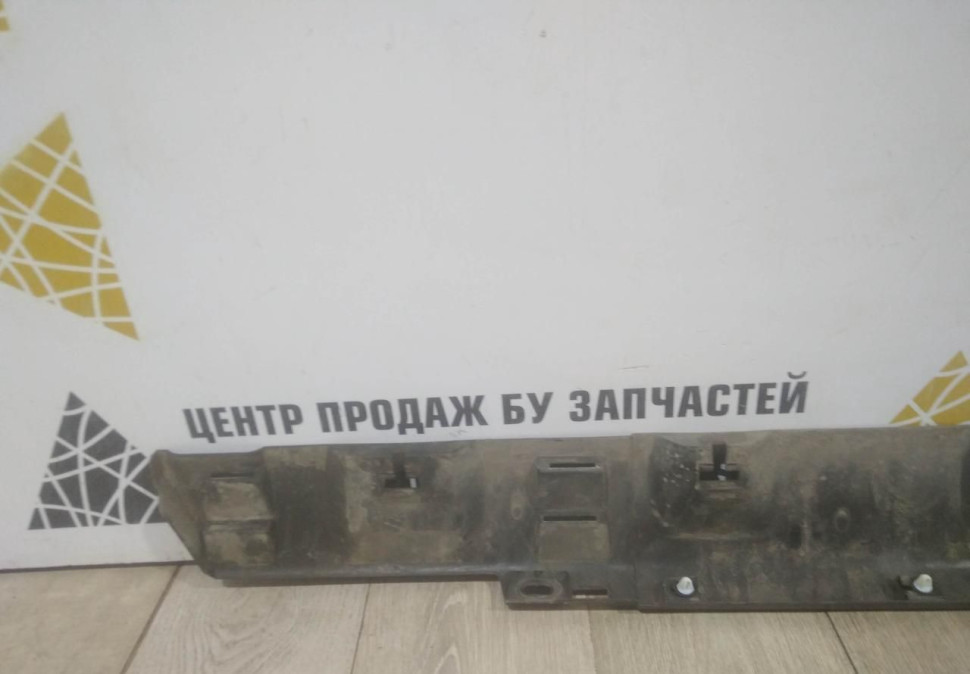 Порог правый бу Renault Sandero Stepway 2 OEM 764266165R Порог правый бу Renault Sandero Stepway 2 OEM 764266165R